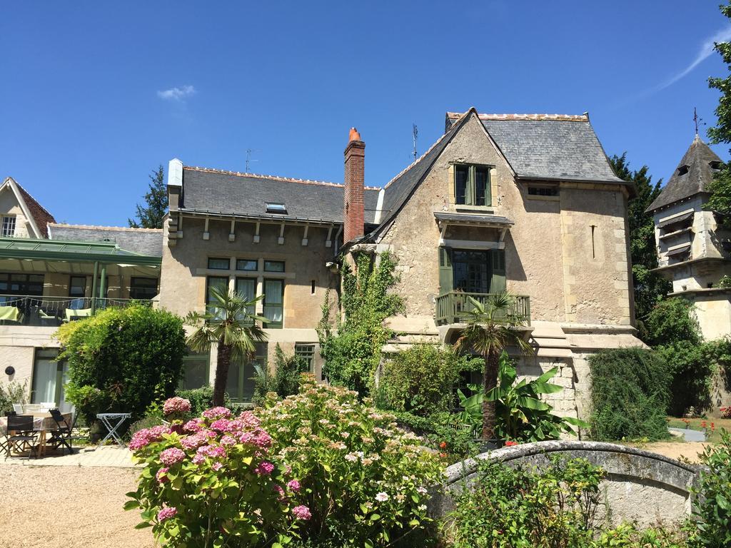 Loire Valley Medieval Getaway Rochecorbon Szoba fotó