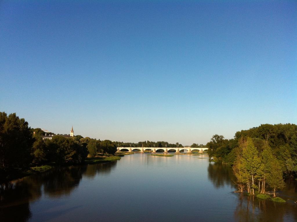 Loire Valley Medieval Getaway Rochecorbon Kültér fotó