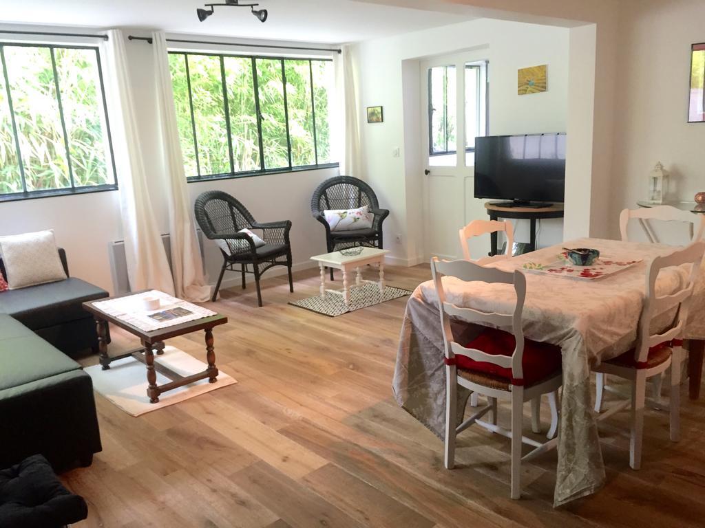 Loire Valley Medieval Getaway Rochecorbon Kültér fotó